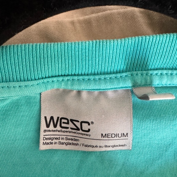 WEZC tee 🏂 - Picture 4 of 5